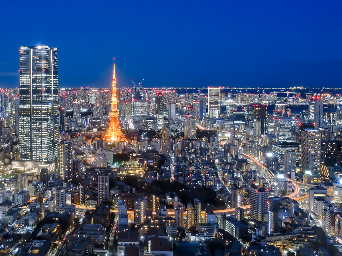 投稿写真：東京タワーと首都高の光跡