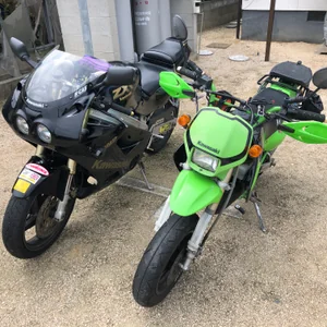 プロフィール画像：RYOOHZAWA