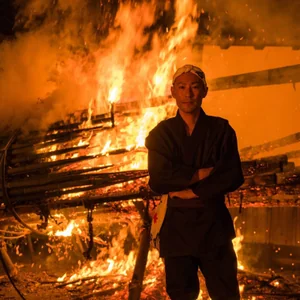 プロフィール画像：Akinobu Emi